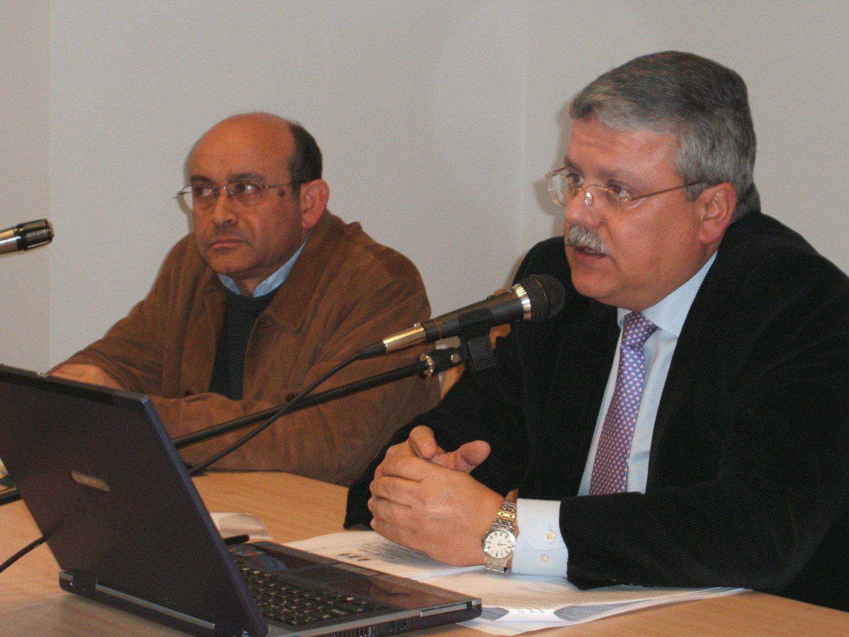 Conferència del síndic en el Club Unesco d’Alcoi